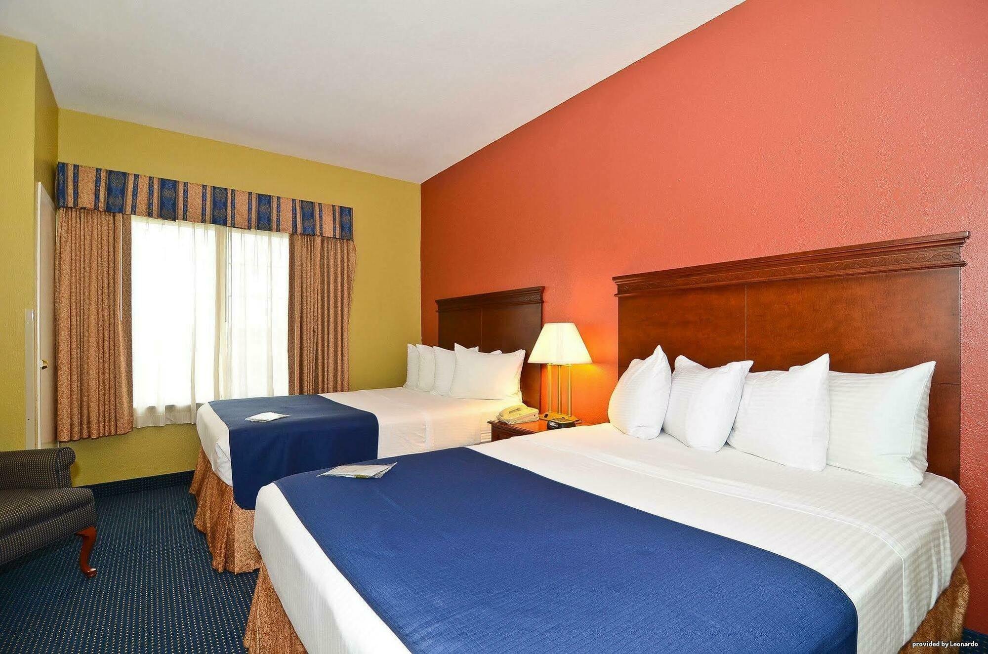 Best Western Executive Inn & Suites Гранд-Рапидс Экстерьер фото
